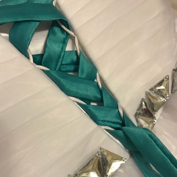 Will no longer wear - Picture 6 of 6